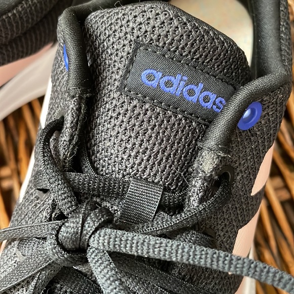 Adidas sneakers - Picture 4 of 6